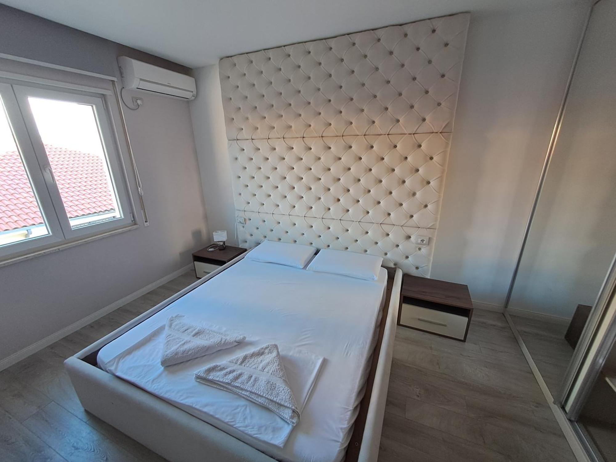 Gjon's Cathedral Square Appartement *